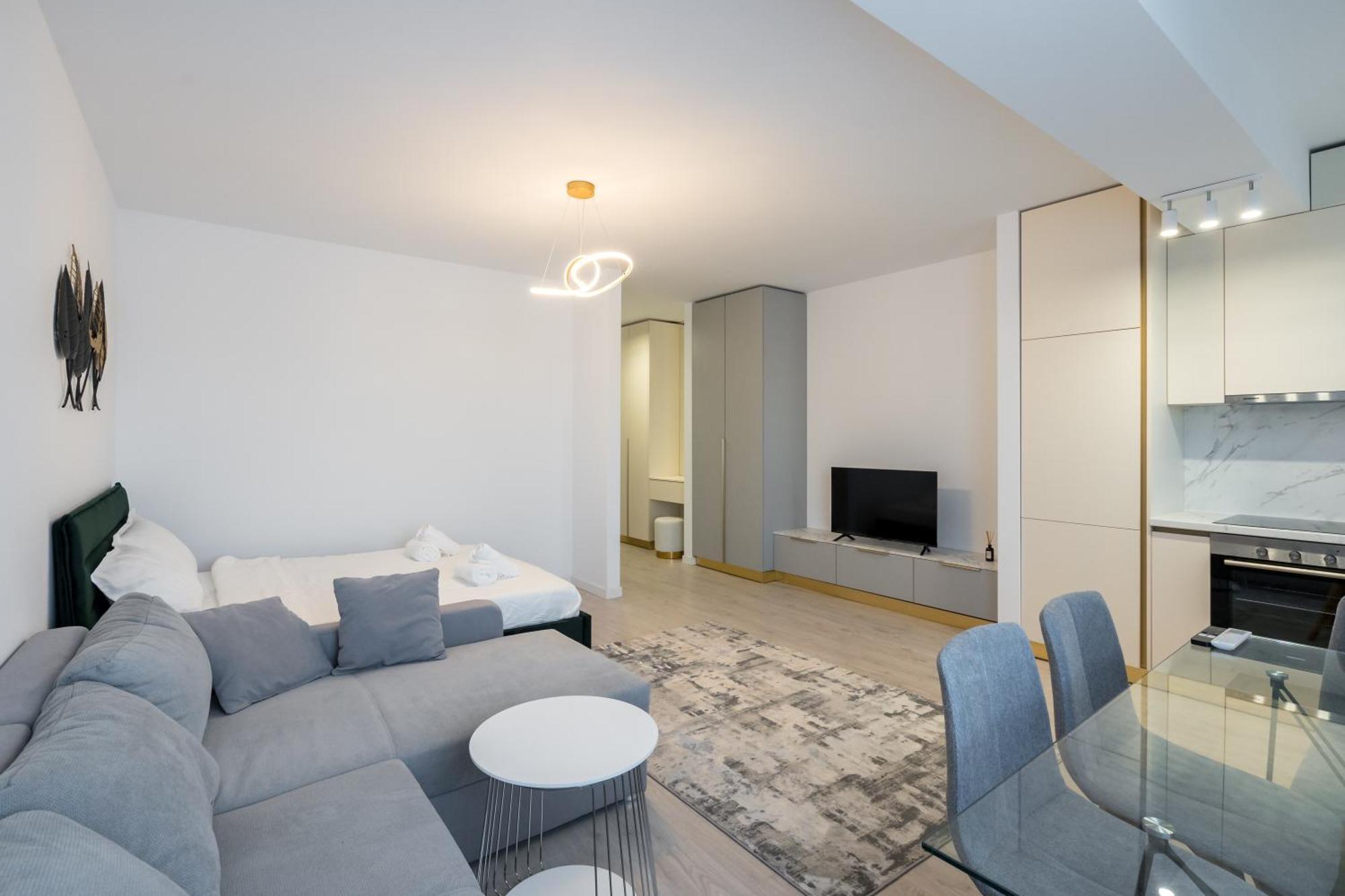 5 Apartment